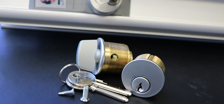 Commercial Lock Installation Kerman